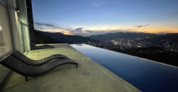 HOLLYWOOD HOUSE 12 (VALUE IN DOLLARS)