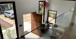 GUATAPÉ HOUSE (Price in USD)