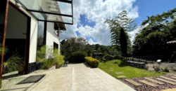 GUATAPÉ HOUSE (Price in USD)