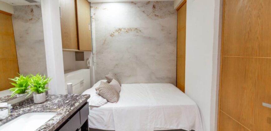 PENTHOUSE WITH JACUZZI (Price in USD)