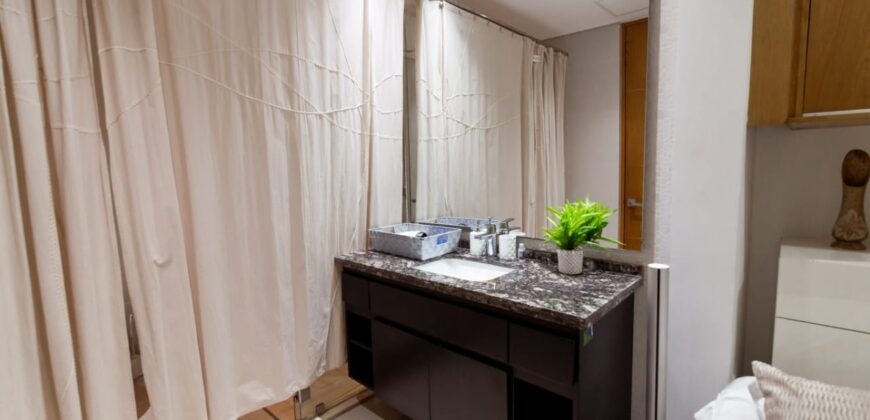 PENTHOUSE WITH JACUZZI (Price in USD)
