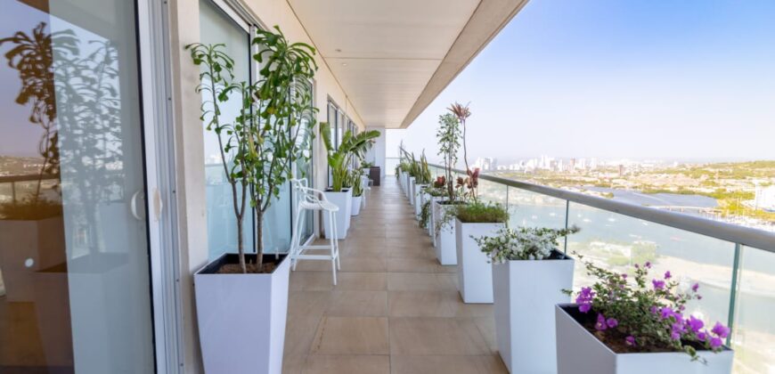 PENTHOUSE WITH JACUZZI (Price in USD)