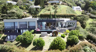 HOLLYWOOD HOUSE 12 (VALUE IN DOLLARS)